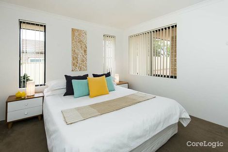 Property photo of 2/111 Beatty Avenue East Victoria Park WA 6101