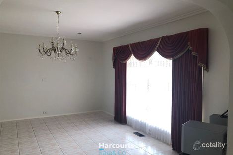Property photo of 21 Lockwood Grove Thomastown VIC 3074
