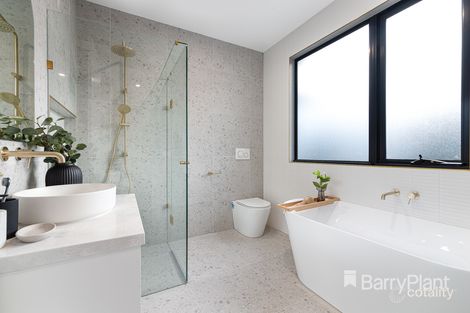 Property photo of 42 Summit Avenue Oak Park VIC 3046