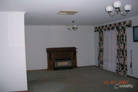 Property photo of 4 Janine Drive Burton SA 5110