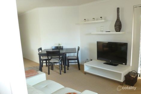 Property photo of 2/75 Thorn Street Kangaroo Point QLD 4169