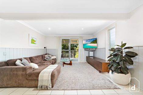 Property photo of 4 Treetop Glen Thirroul NSW 2515