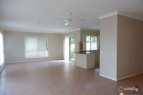 Property photo of 28 Nottinghill Gate Drive Arundel QLD 4214