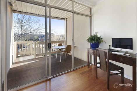 Property photo of 2/32 Edgar Street Glen Iris VIC 3146