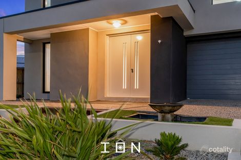 Property photo of 14 Vermillion Drive Clyde North VIC 3978