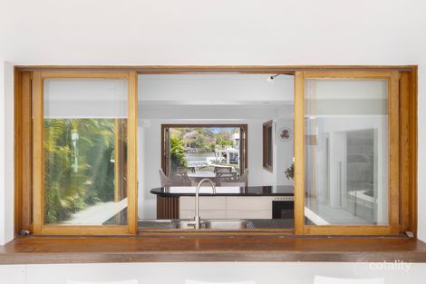 Property photo of 30 Emu Court Bundall QLD 4217