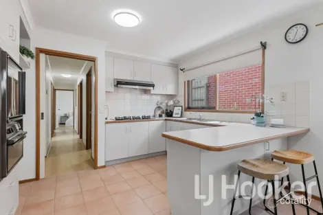 Property photo of 2/76 Eley Road Burwood VIC 3125