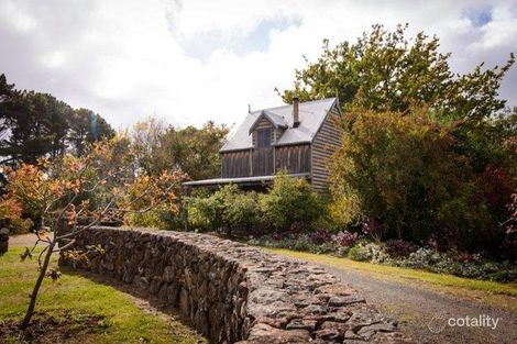 29 Grammar Rd, Macedon, VIC 3440