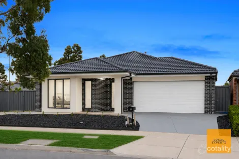 31 Maracana Cct, Strathtulloh, VIC 3338