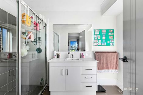 Property photo of 8 Lillee Court Urangan QLD 4655