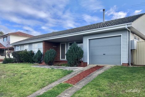 Property photo of 16 Lawn Avenue Bradbury NSW 2560