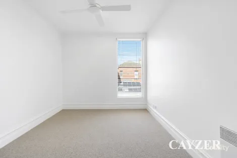 Property photo of 16 Madden Street Albert Park VIC 3206
