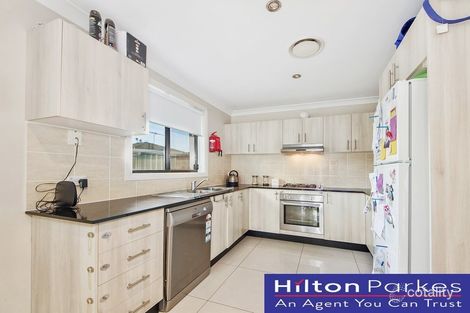 Property photo of 8/8 Bungalow Road Plumpton NSW 2761