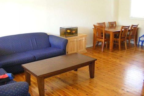 Property photo of 15 Kent Road Dapto NSW 2530