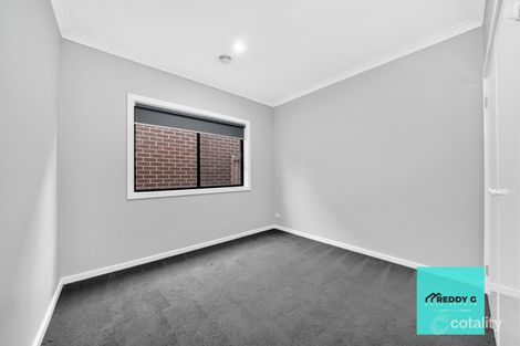 Property photo of 8 Hound Street Wyndham Vale VIC 3024