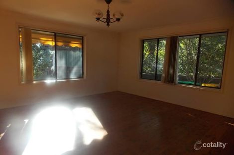 Property photo of 7 Hamish Crescent Wyoming NSW 2250