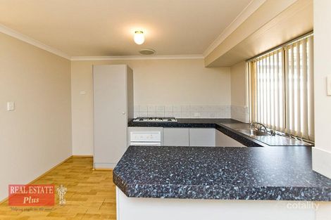 Property photo of 17 Kangaroo Entrance Stratton WA 6056