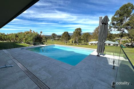 4 Jayen Dr, Royston, QLD 4515