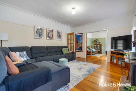 Property photo of 40 Calthorpe Street Gisborne VIC 3437