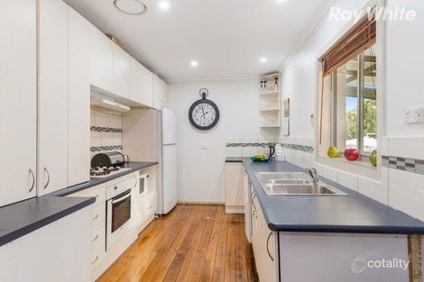 Property photo of 32 Loretto Avenue Ferntree Gully VIC 3156