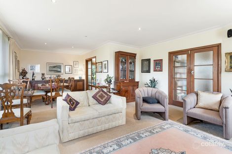 Property photo of 3 Leonie Avenue Mount Waverley VIC 3149