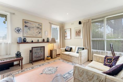 Property photo of 3 Leonie Avenue Mount Waverley VIC 3149