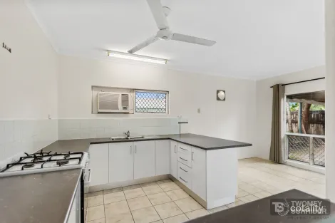 Property photo of 2 Coombs Street White Rock QLD 4868