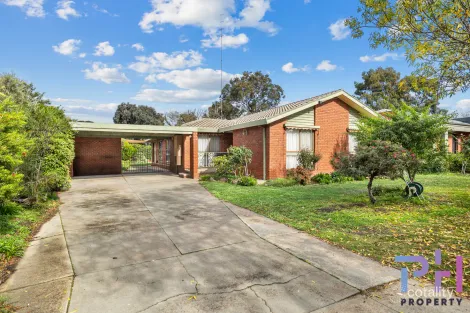 180 Lloyd St, Strathdale, VIC 3550