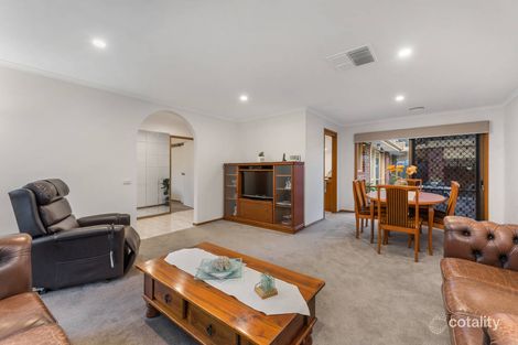 Property photo of 6 Tatyoon Close Aspendale Gardens VIC 3195