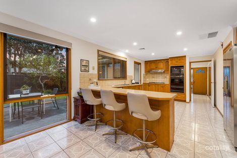 Property photo of 6 Tatyoon Close Aspendale Gardens VIC 3195