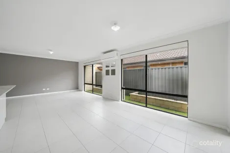 Property photo of 20 Bauxite Road Treeby WA 6164