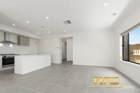 Property photo of 89 Merindah Boulevard Deanside VIC 3336
