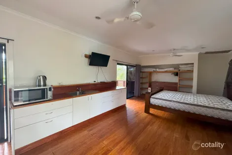 Property photo of 6 Dingo Beach Road Dingo Beach QLD 4800