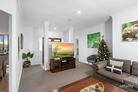 Property photo of 4 Lismore Drive Helensvale QLD 4212