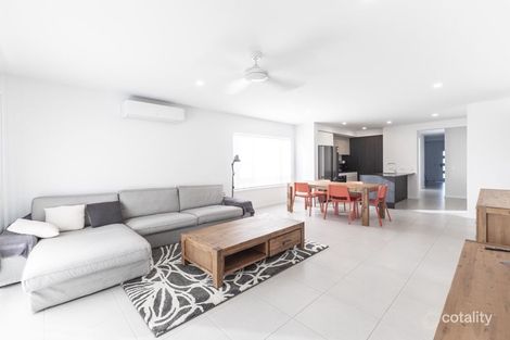 Property photo of 40 Monroe Crescent Strathpine QLD 4500