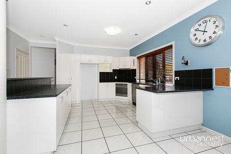 Property photo of 25 Tinaroo Court Albany Creek QLD 4035