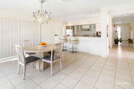 Property photo of 7 Cringle Place Mount Ommaney QLD 4074