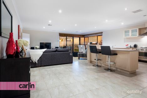 Property photo of 18 Seascape View Yangebup WA 6164
