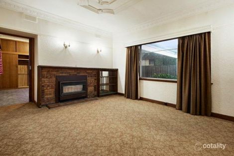 Property photo of 10 Bird Avenue Northcote VIC 3070