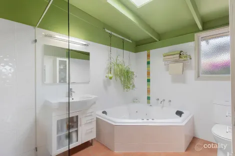 Property photo of 32 Thurloo Drive Safety Beach VIC 3936