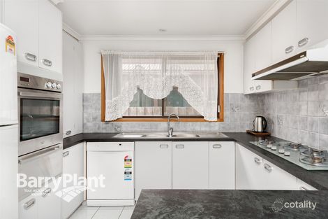 Property photo of 15 Llewellyn Court Noble Park VIC 3174