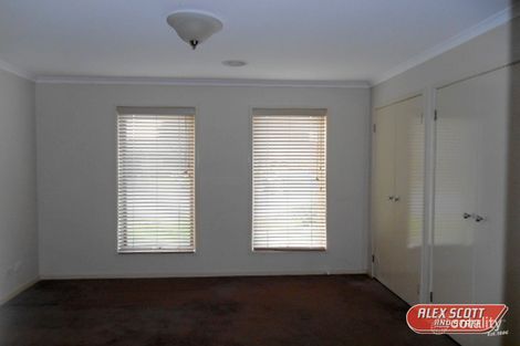 Property photo of 2 Thirlmere Court Berwick VIC 3806