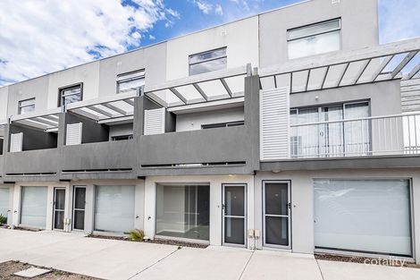 Property photo of 11 Rocket Lane Cranbourne North VIC 3977