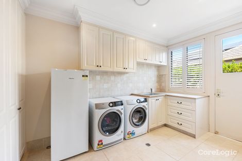 Property photo of 6 Chantilly Close Benowa QLD 4217