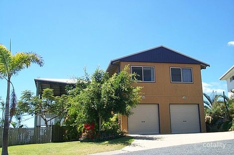 20 Sunrise Pl, Blacks Beach, QLD 4740