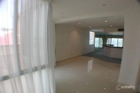 Property photo of 14/5 South Esplanade Glenelg SA 5045