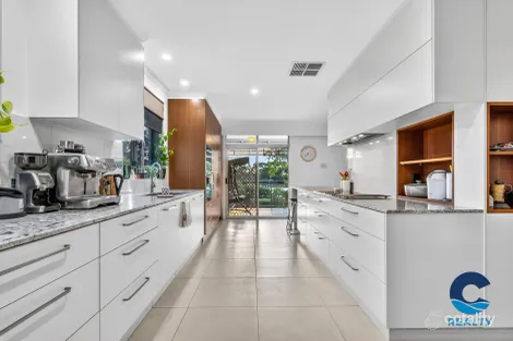 Property photo of 43 Meecham Way Karrinyup WA 6018