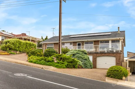 1b Grand Central Ave, Hallett Cove, SA 5158