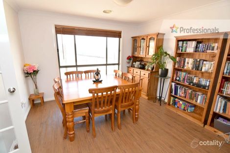 Property photo of 39 Sapphire Crescent Kelso NSW 2795