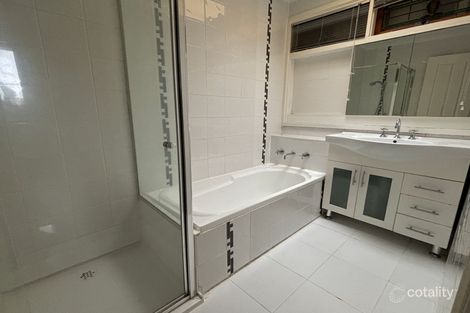 Property photo of 3 Calverton Road Kealba VIC 3021